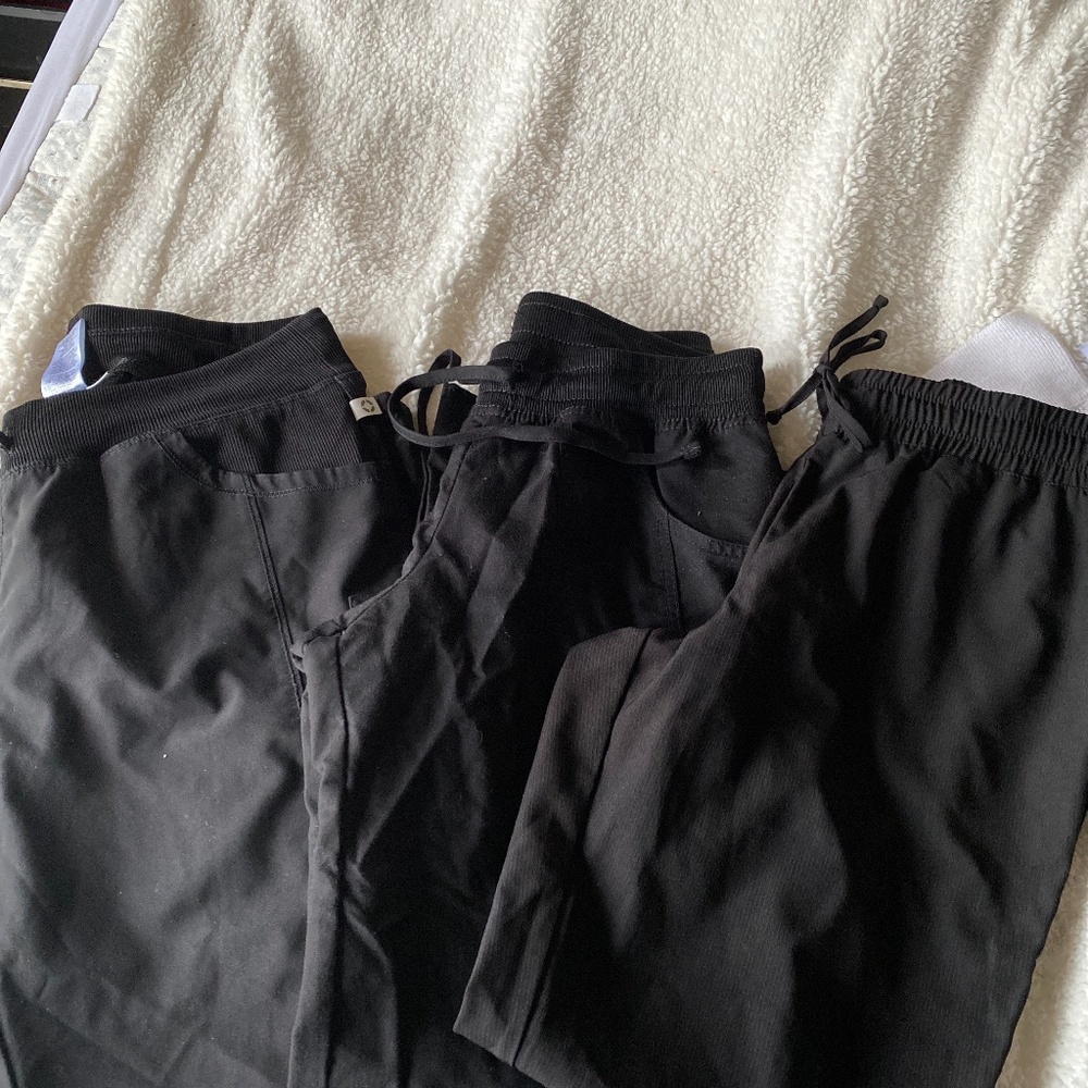 Scrub bottoms